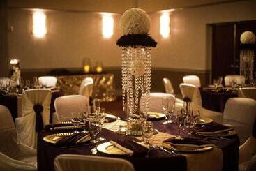 هتل Doubletree Suites By Hilton Phoenix