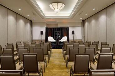 هتل Doubletree Suites By Hilton Phoenix