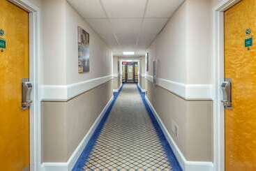 هتل Econo Lodge & Suites Southern Pines
