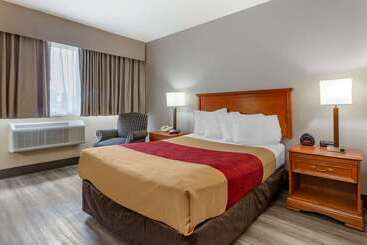 هتل Econo Lodge & Suites Southern Pines