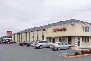 Econo Lodge Near Quantico Marine Base - Dumfries