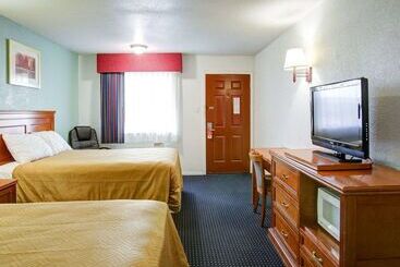 هتل Econo Lodge Temple