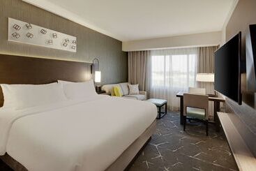 هتل Embassy Suites By Hilton Atlanta Perimeter Center
