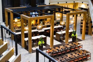 هتل Embassy Suites By Hilton Austin Downtown South Congress