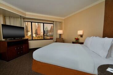 هتل Embassy Suites By Hilton Austin Downtown South Congress