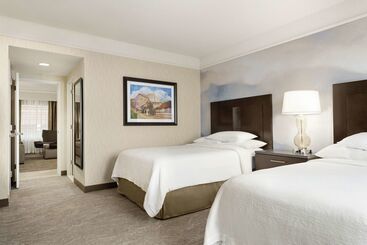 هتل Embassy Suites By Hilton Chicago North Shore Deerfield