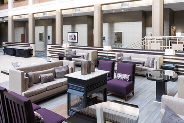 هتل Embassy Suites By Hilton Chicago North Shore Deerfield