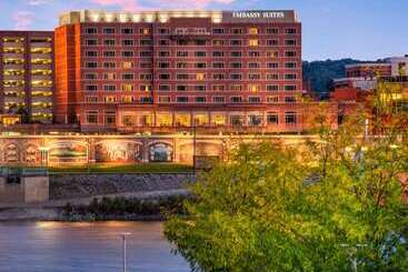 هتل Embassy Suites By Hilton Cincinnati Rivercenter