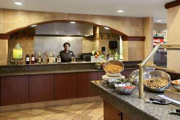 هتل Embassy Suites By Hilton Columbia Greystone