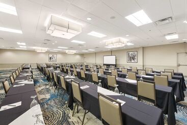 هتل Embassy Suites By Hilton Denver Tech Center North