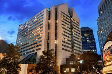 هتل Embassy Suites By Hilton Indianapolis Downtown