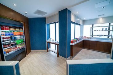 هتل Embassy Suites By Hilton Kansas City Overland Park