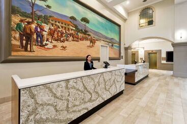 هتل Embassy Suites By Hilton Milpitas Silicon Valley