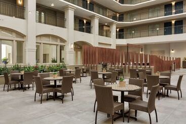 هتل Embassy Suites By Hilton Milpitas Silicon Valley