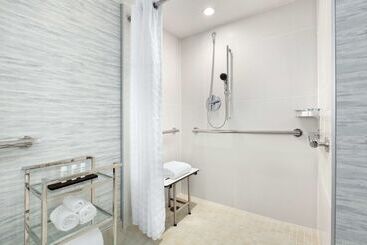 هتل Embassy Suites By Hilton Milpitas Silicon Valley