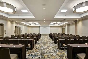 هتل Embassy Suites By Hilton Milpitas Silicon Valley