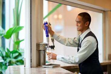 هتل Embassy Suites By Hilton Milpitas Silicon Valley