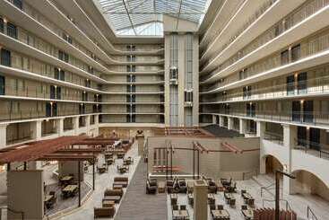 هتل Embassy Suites By Hilton Milpitas Silicon Valley