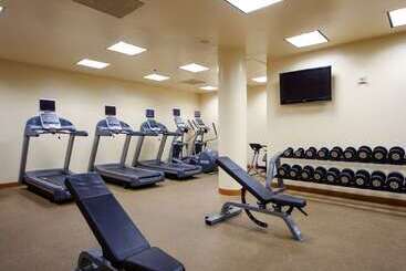 هتل Embassy Suites By Hilton San Antonio Airport