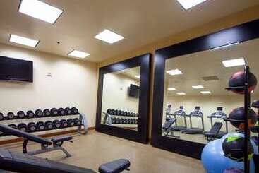 هتل Embassy Suites By Hilton San Antonio Airport