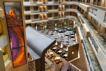 هتل Embassy Suites By Hilton San Antonio Airport