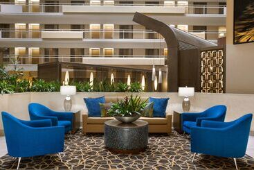هتل Embassy Suites By Hilton San Antonio Airport