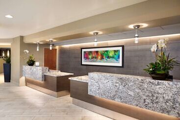 هتل Embassy Suites By Hilton San Antonio Airport