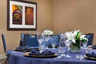 هتل Embassy Suites By Hilton San Antonio Airport