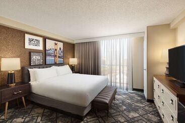 هتل Embassy Suites San Francisco Airport   South San Francisco