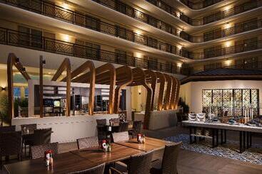 هتل Embassy Suites San Francisco Airport   South San Francisco