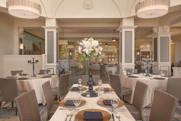 هتل Embassy Suites By Hilton San Francisco Airport Waterfront
