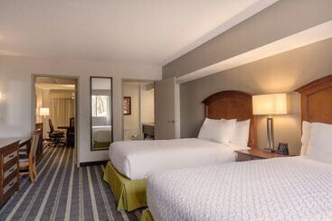 هتل Embassy Suites By Hilton San Francisco Airport Waterfront