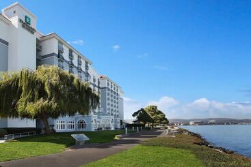 هتل Embassy Suites By Hilton San Francisco Airport Waterfront
