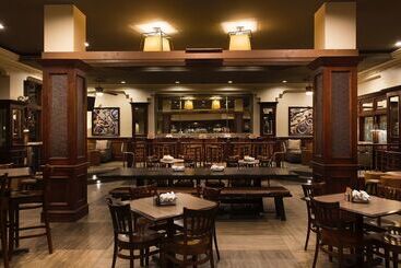 هتل Embassy Suites By Hilton San Francisco Airport Waterfront