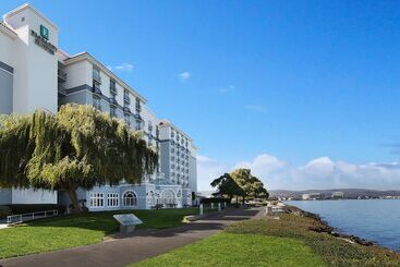 هتل Embassy Suites By Hilton San Francisco Airport Waterfront