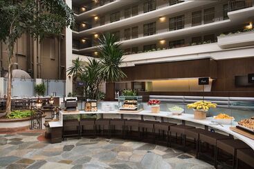 هتل Embassy Suites By Hilton San Francisco Airport Waterfront