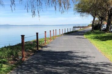 هتل Embassy Suites By Hilton San Francisco Airport Waterfront
