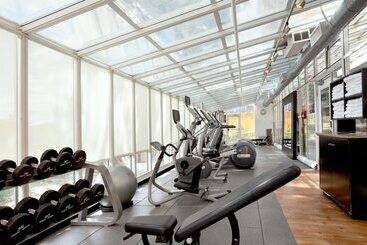 هتل Embassy Suites By Hilton San Francisco Airport Waterfront
