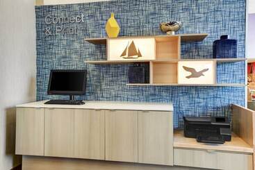 Hotel Fairfield Inn & Suites By Marriott Cape Cod Hyannis