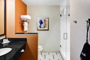 Hotel Fairfield Inn & Suites By Marriott Cape Cod Hyannis