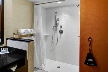 Hotel Fairfield Inn & Suites By Marriott Cape Cod Hyannis