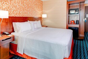 Hotel Fairfield Inn & Suites By Marriott Cape Cod Hyannis
