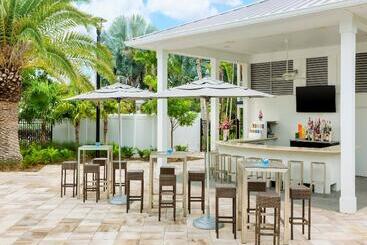 هتل Fairfield Inn & Suites By Marriott Key West At The Keys Collection