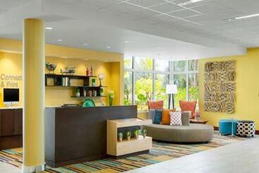 هتل Fairfield Inn & Suites By Marriott Key West At The Keys Collection