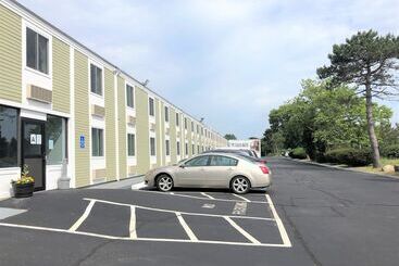 هتل Falmouth Inn