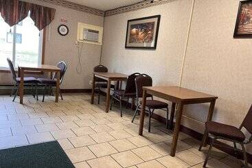 هتل Fergus Inn