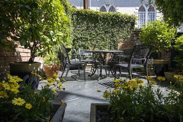 هتل Foley House Inn