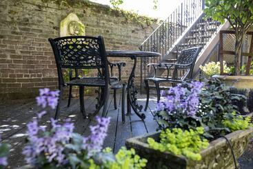 هتل Foley House Inn