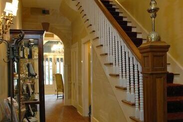 هتل Foley House Inn