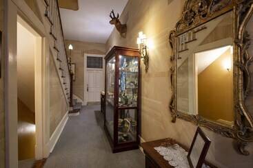 هتل Foley House Inn